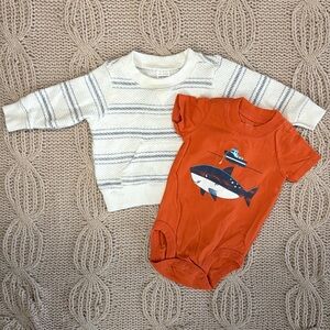 2-piece set (sweater + long-sleeve onesie | 3-month | Carter’s